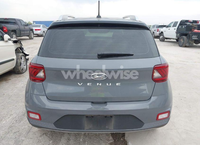 Photo 16 of 2023 Hyundai Venue LIMITED (VIN KMHRC8A37PU223771)