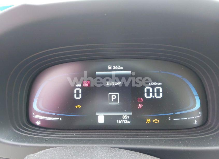 Photo 7 of 2023 Hyundai Venue LIMITED (VIN KMHRC8A37PU223771)