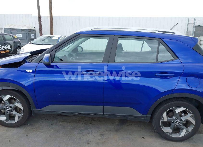 Photo 13 of 2023 Hyundai Venue LIMITED (VIN KMHRC8A37PU236438)