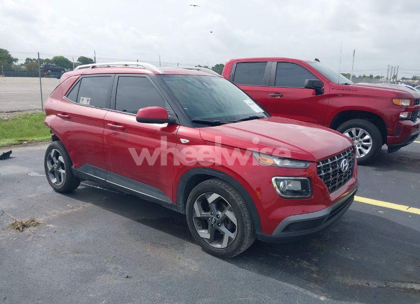 2021 Hyundai Venue SEL (VIN KMHRC8A38MU070653) main photo