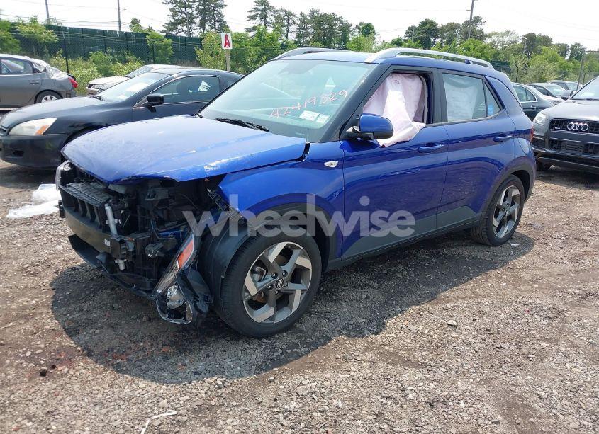 Photo 2 of 2024 Hyundai Venue SEL (VIN KMHRC8A39RU298832)