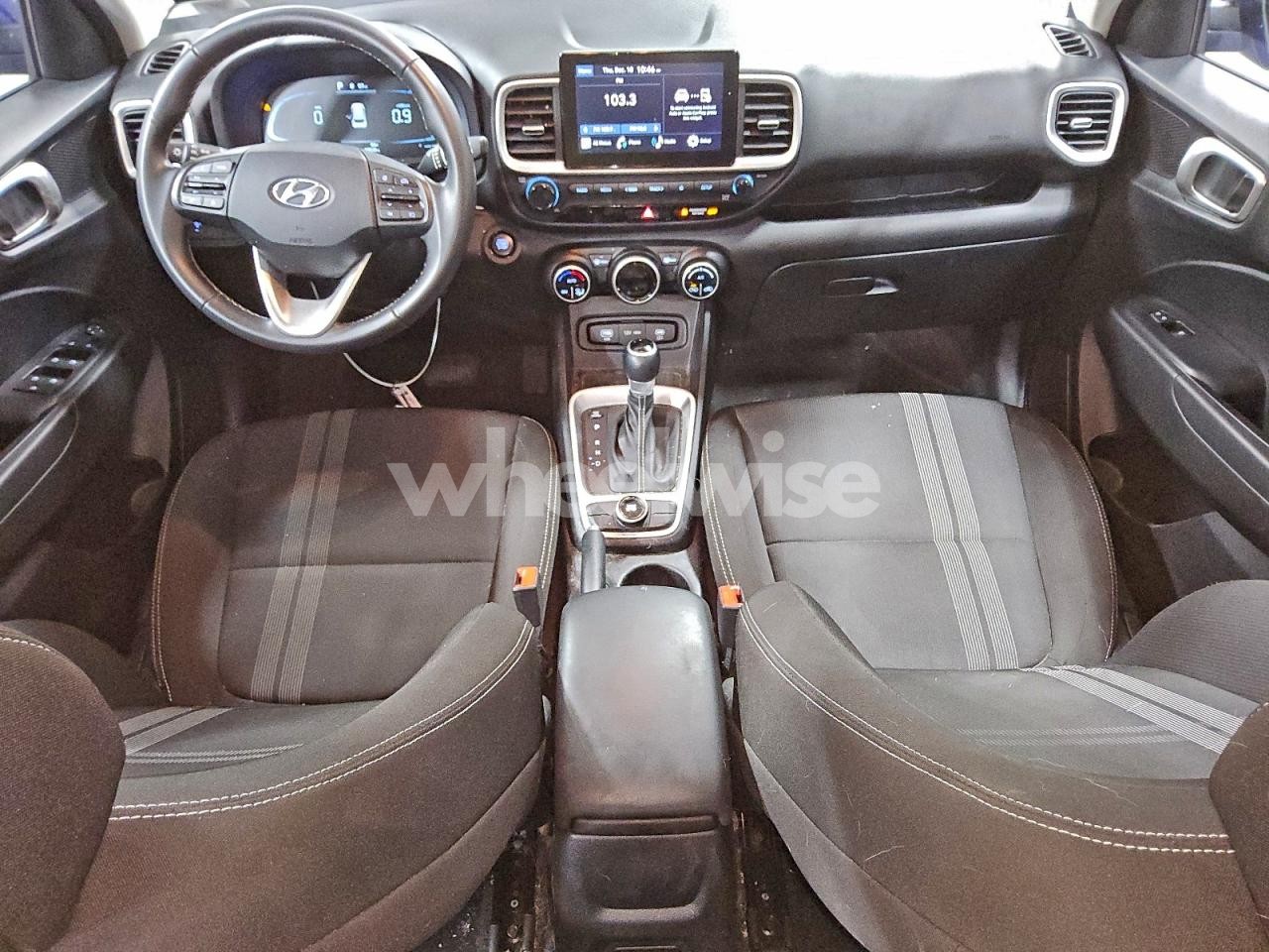 Photo 8 of 2025 HYUNDAI VENUE SEL (VIN KMHRC8A39SU380856)