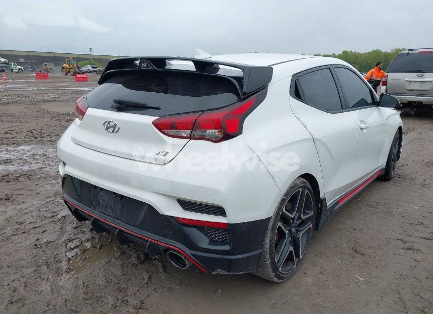 Photo 4 of 2021 Hyundai Veloster N (VIN KMHT36AH3MU009877)