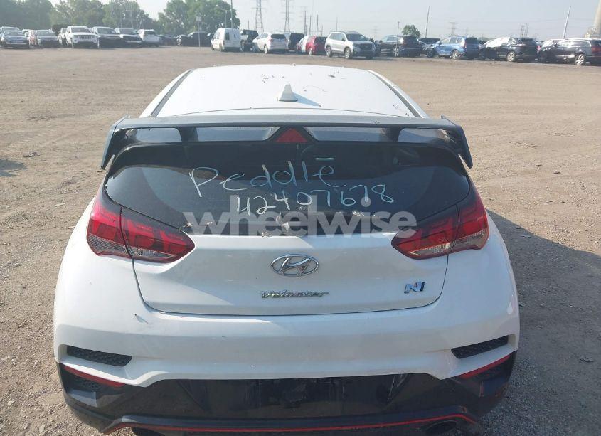 Photo 16 of 2021 Hyundai Veloster N (VIN KMHT36AH7MU010143)