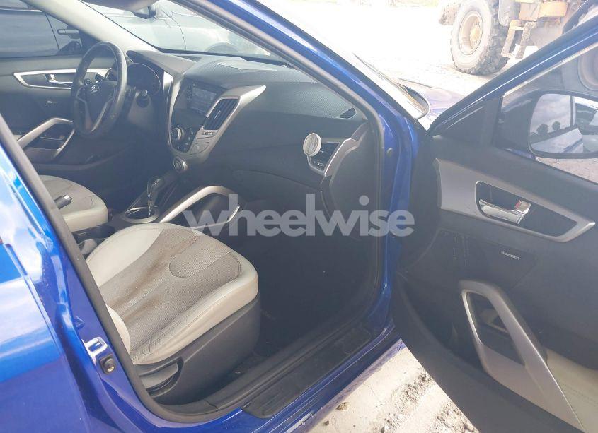 Photo 5 of 2012 Hyundai Veloster BASE W/GRAY (VIN KMHTC6AD0CU034683)