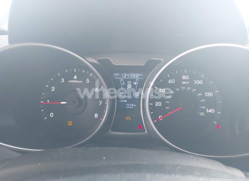 Photo 7 of 2012 Hyundai Veloster BASE W/GRAY (VIN KMHTC6AD0CU034683)