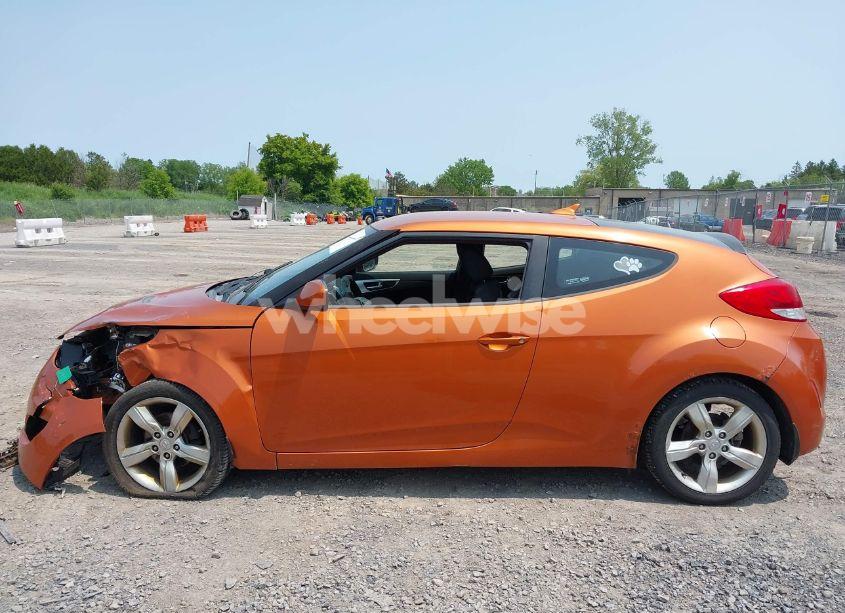 Photo 15 of 2012 Hyundai Veloster BASE W/BLACK (VIN KMHTC6AD0CU043402)