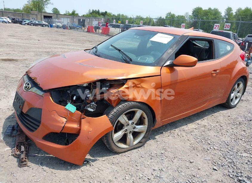 Photo 2 of 2012 Hyundai Veloster BASE W/BLACK (VIN KMHTC6AD0CU043402)