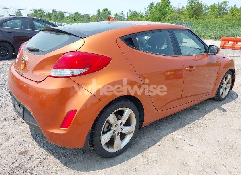 Photo 4 of 2012 Hyundai Veloster BASE W/BLACK (VIN KMHTC6AD0CU043402)