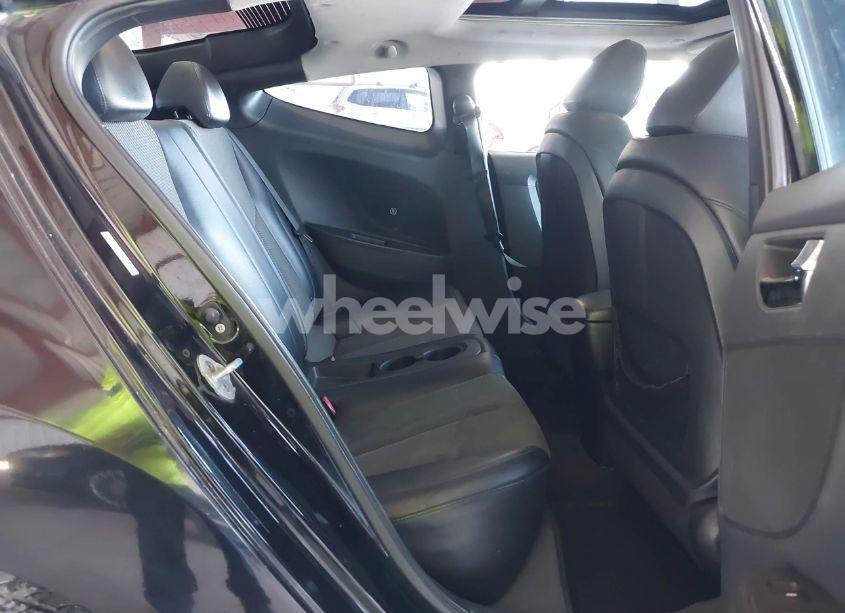 Photo 8 of 2012 Hyundai Veloster BASE W/BLACK (VIN KMHTC6AD0CU062046)