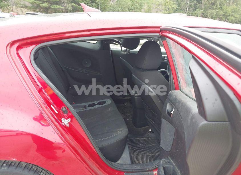 Photo 8 of 2013 Hyundai Veloster BASE W/BLACK (VIN KMHTC6AD0DU145090)