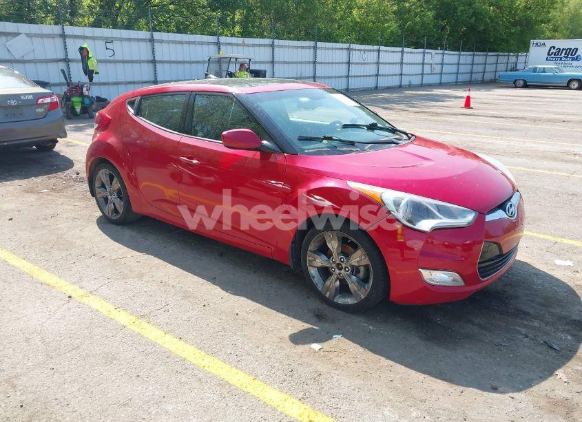 2016 Hyundai Veloster (VIN KMHTC6AD0GU286455) main photo