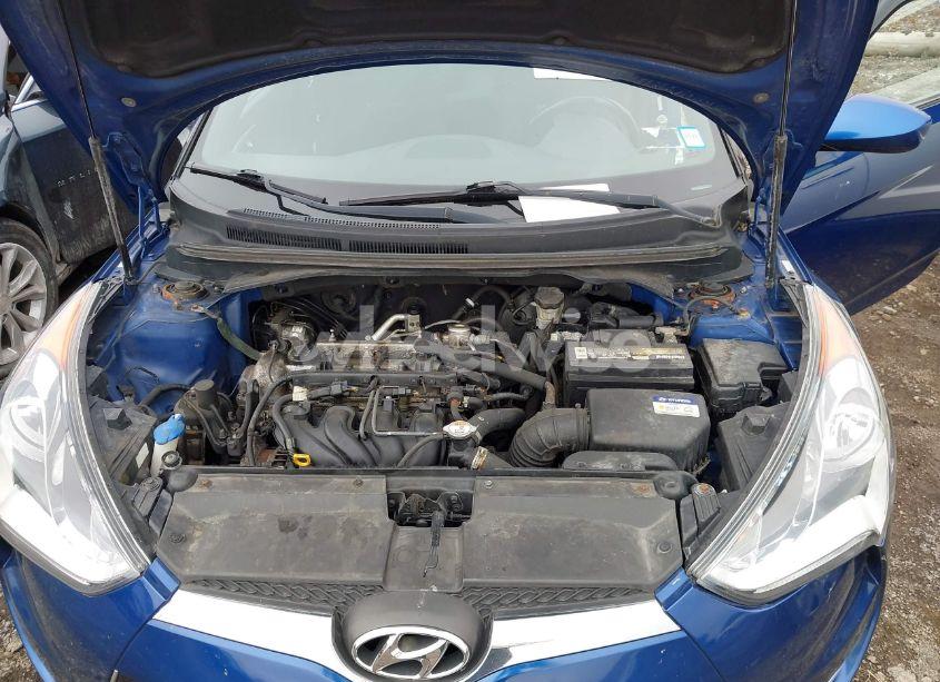 Photo 10 of 2017 Hyundai Veloster VALUE EDITION (VIN KMHTC6AD0HU320931)