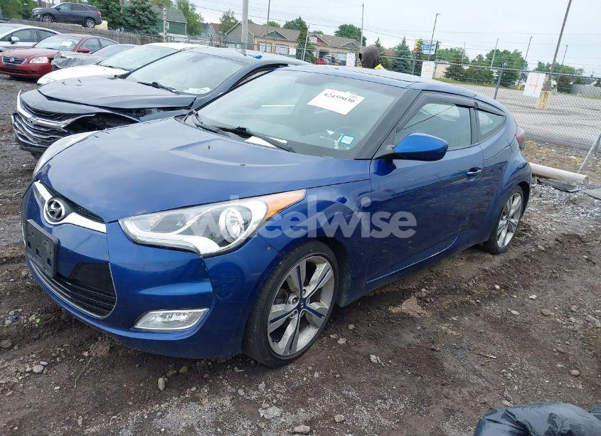 Photo 2 of 2017 Hyundai Veloster VALUE EDITION (VIN KMHTC6AD0HU320931)