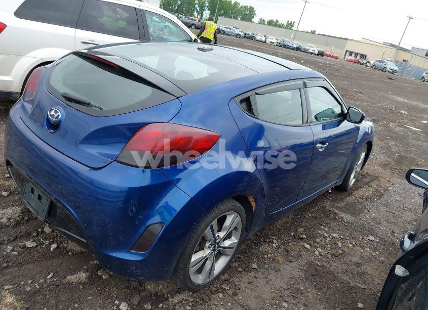 Photo 4 of 2017 Hyundai Veloster VALUE EDITION (VIN KMHTC6AD0HU320931)