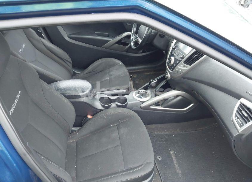 Photo 5 of 2017 Hyundai Veloster VALUE EDITION (VIN KMHTC6AD0HU320931)