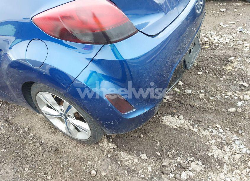 Photo 6 of 2017 Hyundai Veloster VALUE EDITION (VIN KMHTC6AD0HU320931)