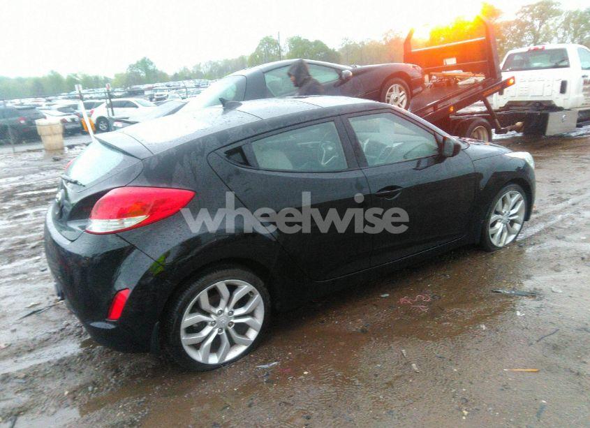Photo 4 of 2012 Hyundai Veloster BASE W/GRAY (VIN KMHTC6AD2CU024382)