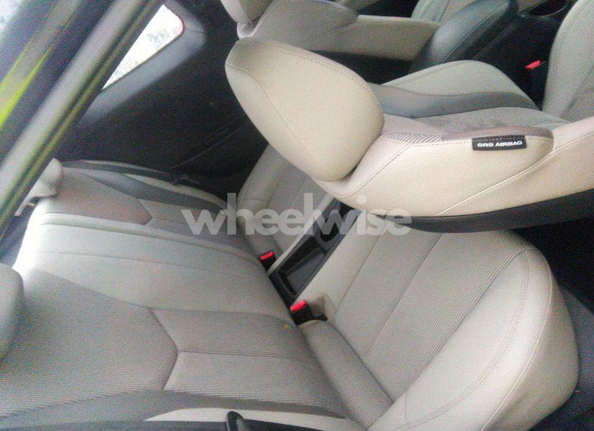 Photo 8 of 2012 Hyundai Veloster BASE W/GRAY (VIN KMHTC6AD2CU024382)