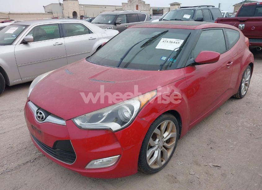 Photo 2 of 2013 Hyundai Veloster BASE W/BLACK (VIN KMHTC6AD2DU141462)