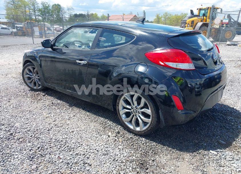 Photo 3 of 2014 Hyundai Veloster (VIN KMHTC6AD2EU212693)