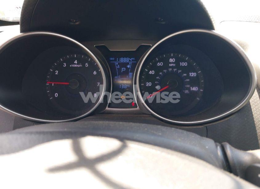 Photo 7 of 2014 Hyundai Veloster (VIN KMHTC6AD2EU212693)