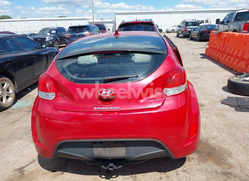 Photo 16 of 2015 Hyundai Veloster (VIN KMHTC6AD2FU236607)