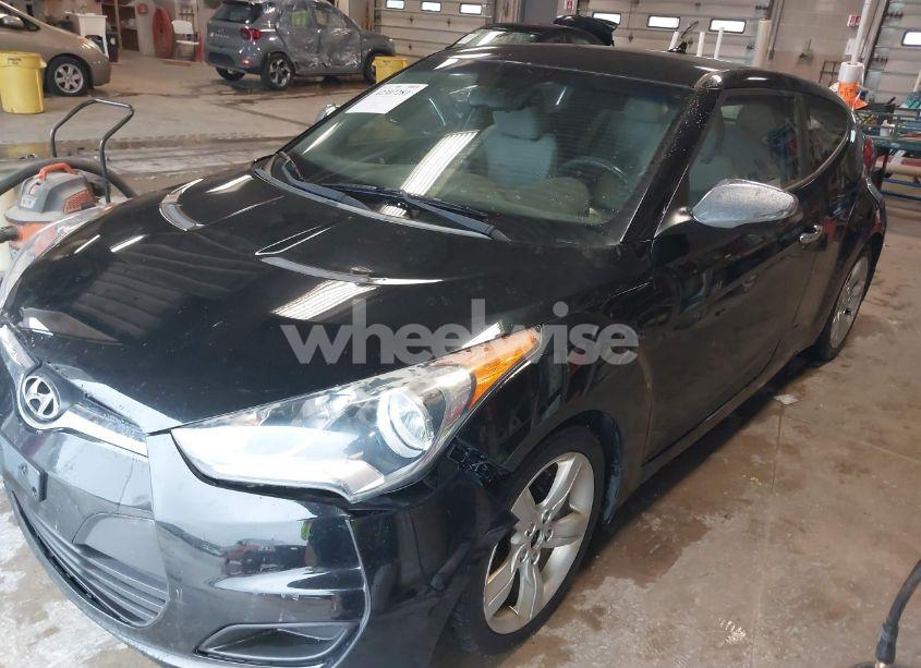 Photo 2 of 2012 Hyundai Veloster BASE W/GRAY (VIN KMHTC6AD3CU020230)