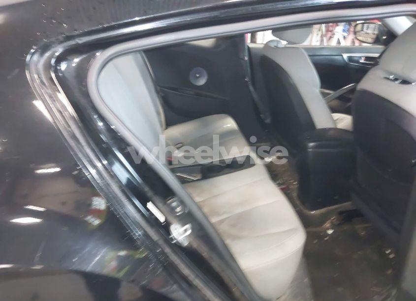 Photo 8 of 2012 Hyundai Veloster BASE W/GRAY (VIN KMHTC6AD3CU020230)