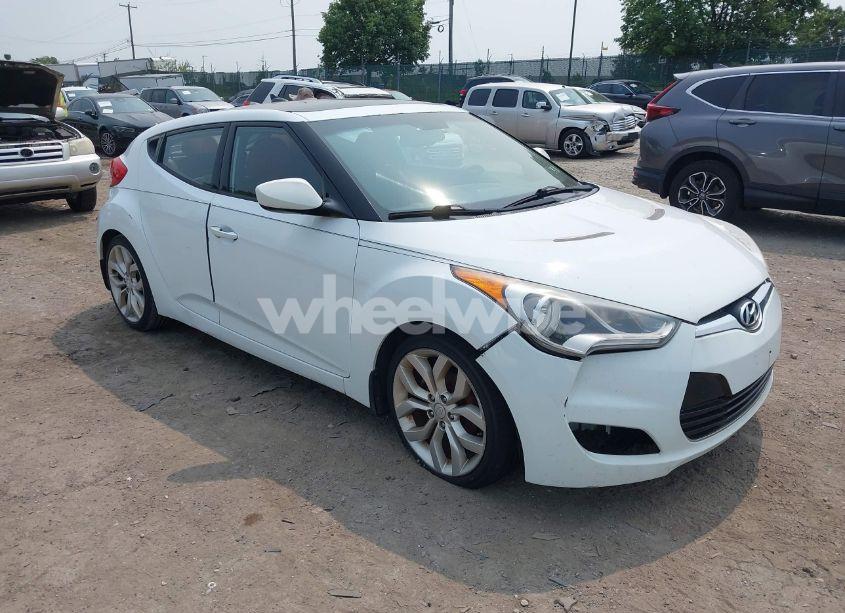 2012 Hyundai Veloster BASE W/RED/BLACK (VIN KMHTC6AD3CU051395) main photo