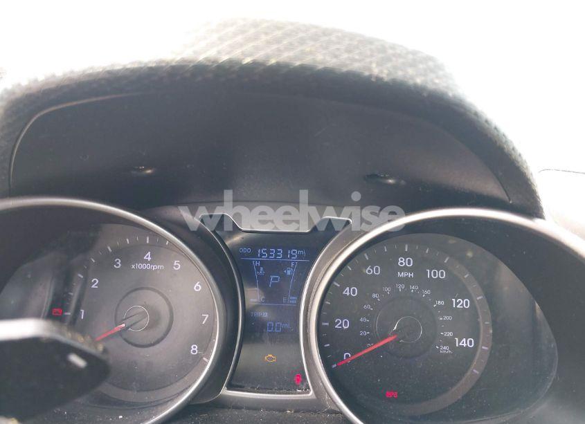 Photo 7 of 2012 Hyundai Veloster BASE W/RED/BLACK (VIN KMHTC6AD3CU051395)