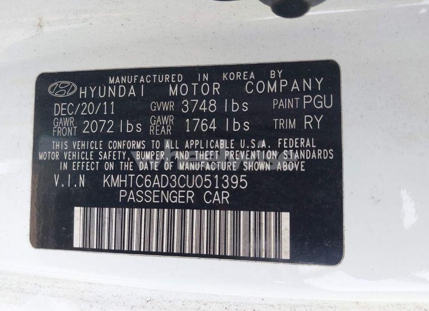 Photo 9 of 2012 Hyundai Veloster BASE W/RED/BLACK (VIN KMHTC6AD3CU051395)