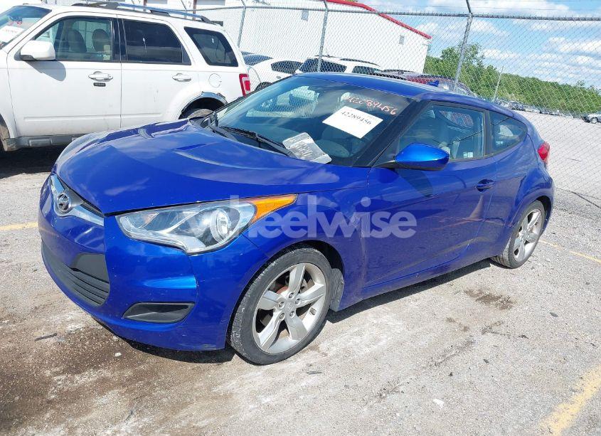Photo 2 of 2012 Hyundai Veloster BASE W/GRAY (VIN KMHTC6AD3CU074501)