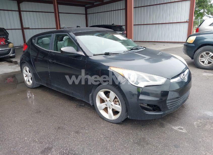 2013 Hyundai Veloster BASE W/GRAY (VIN KMHTC6AD3DU087749) main photo
