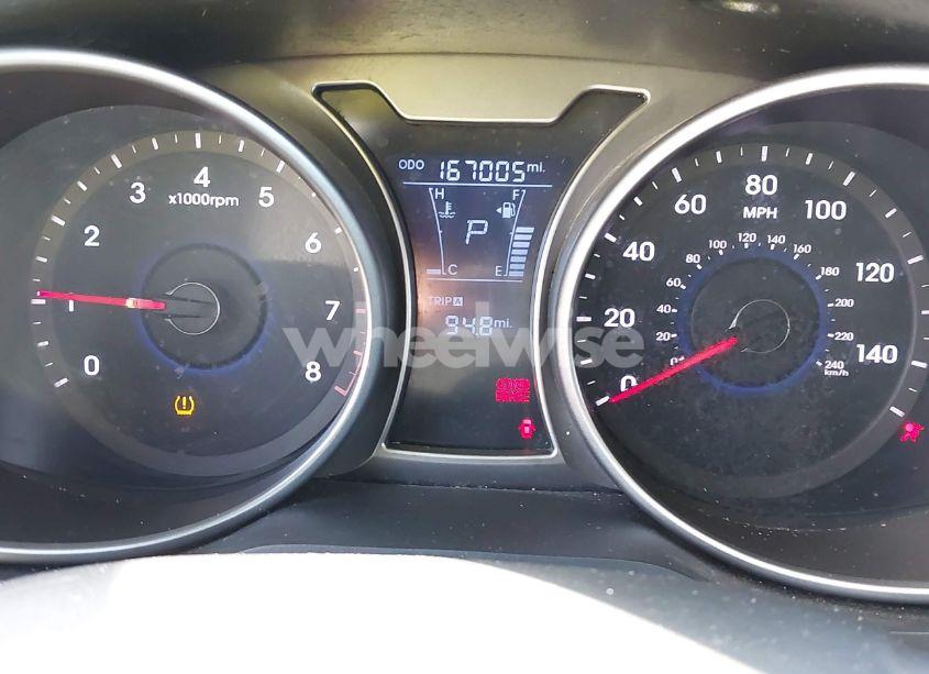 Photo 7 of 2013 Hyundai Veloster BASE W/BLACK (VIN KMHTC6AD3DU124542)