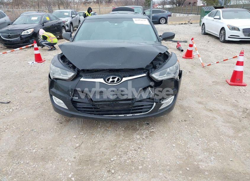 Photo 12 of 2013 Hyundai Veloster BASE W/GRAY (VIN KMHTC6AD3DU131832)