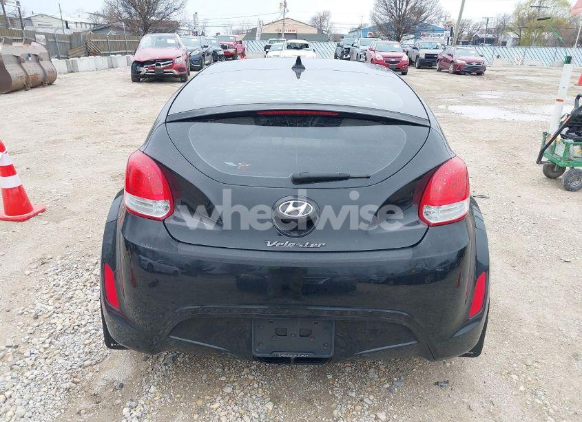 Photo 16 of 2013 Hyundai Veloster BASE W/GRAY (VIN KMHTC6AD3DU131832)