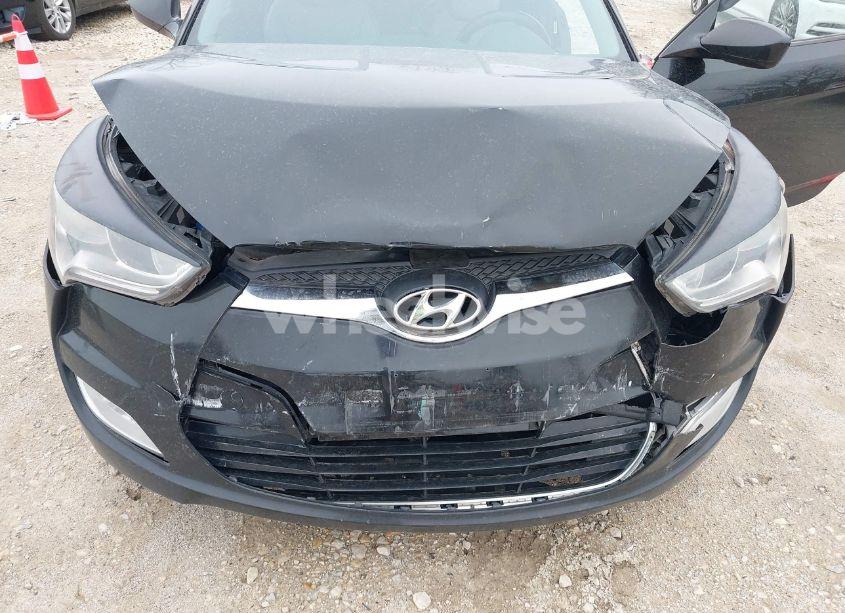 Photo 6 of 2013 Hyundai Veloster BASE W/GRAY (VIN KMHTC6AD3DU131832)