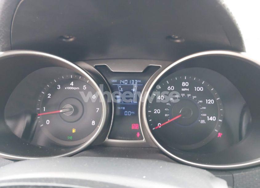 Photo 7 of 2013 Hyundai Veloster BASE W/GRAY (VIN KMHTC6AD3DU131832)