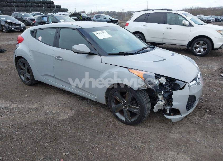 2013 Hyundai Veloster MIX (VIN KMHTC6AD3DU140949) main photo