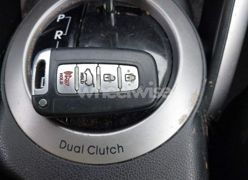 Photo 11 of 2013 Hyundai Veloster MIX (VIN KMHTC6AD3DU140949)