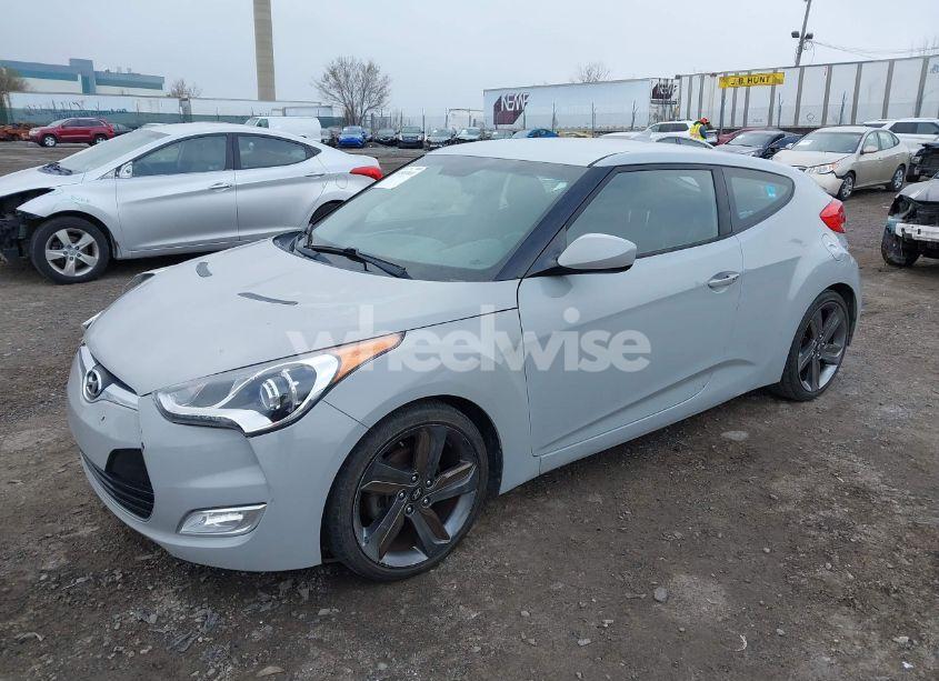 Photo 2 of 2013 Hyundai Veloster MIX (VIN KMHTC6AD3DU140949)