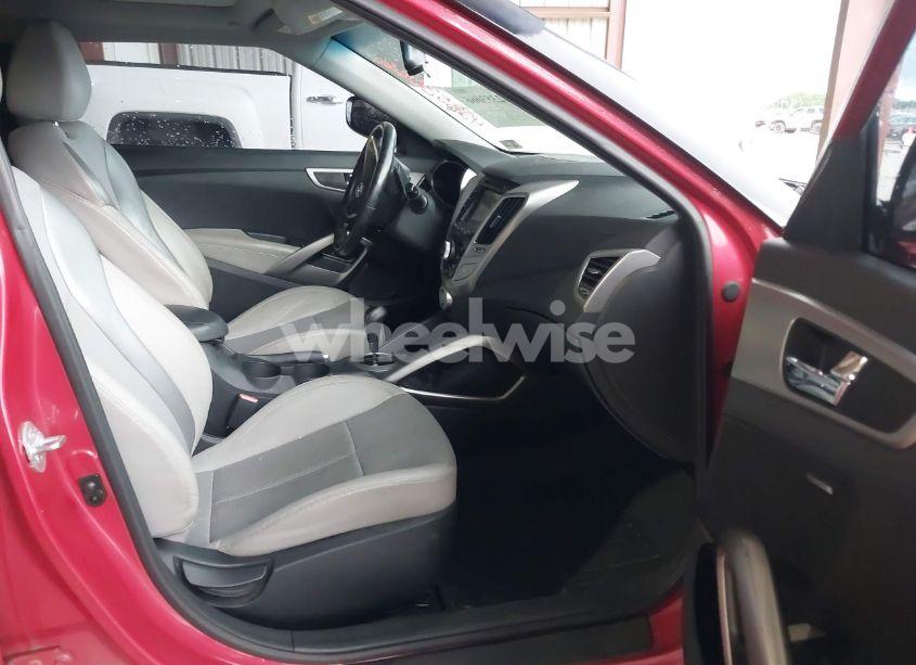 Photo 5 of 2014 Hyundai Veloster BASE W/GRAY (VIN KMHTC6AD3EU201508)