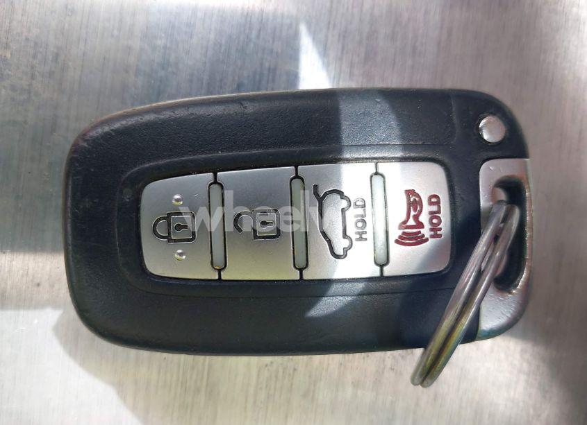 Photo 11 of 2016 Hyundai Veloster (VIN KMHTC6AD3GU248363)