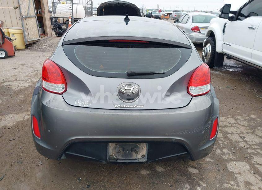 Photo 16 of 2016 Hyundai Veloster (VIN KMHTC6AD3GU248363)