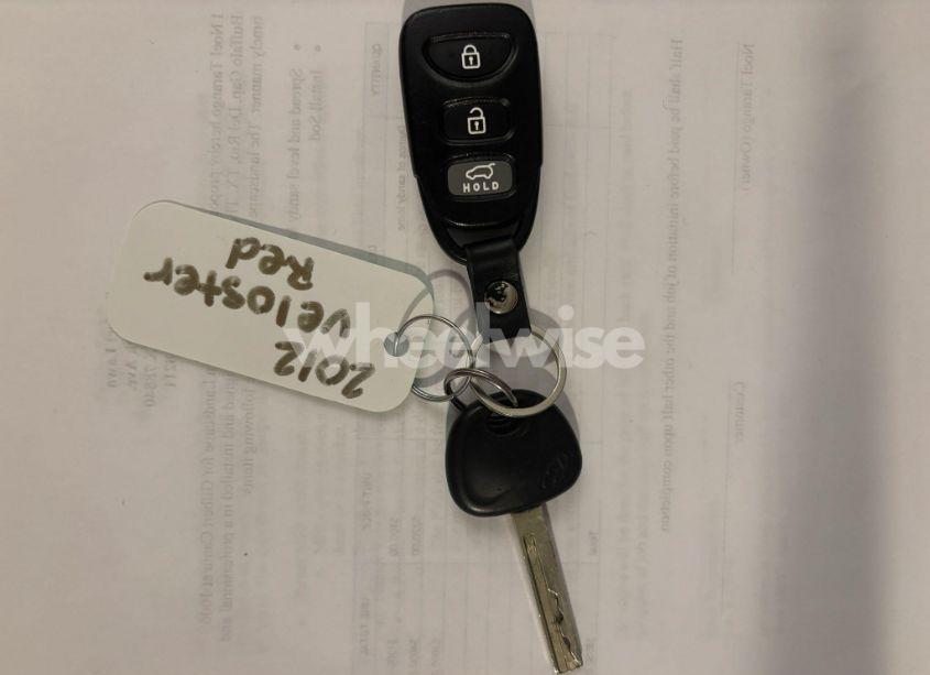 Photo 11 of 2012 Hyundai Veloster (VIN KMHTC6AD4CU027235)