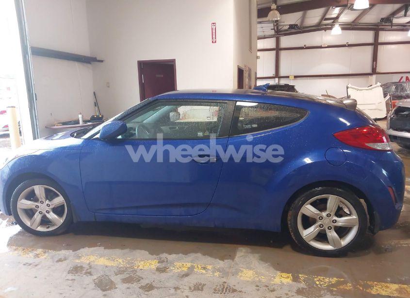 Photo 15 of 2012 Hyundai Veloster BASE W/GRAY (VIN KMHTC6AD4CU031950)