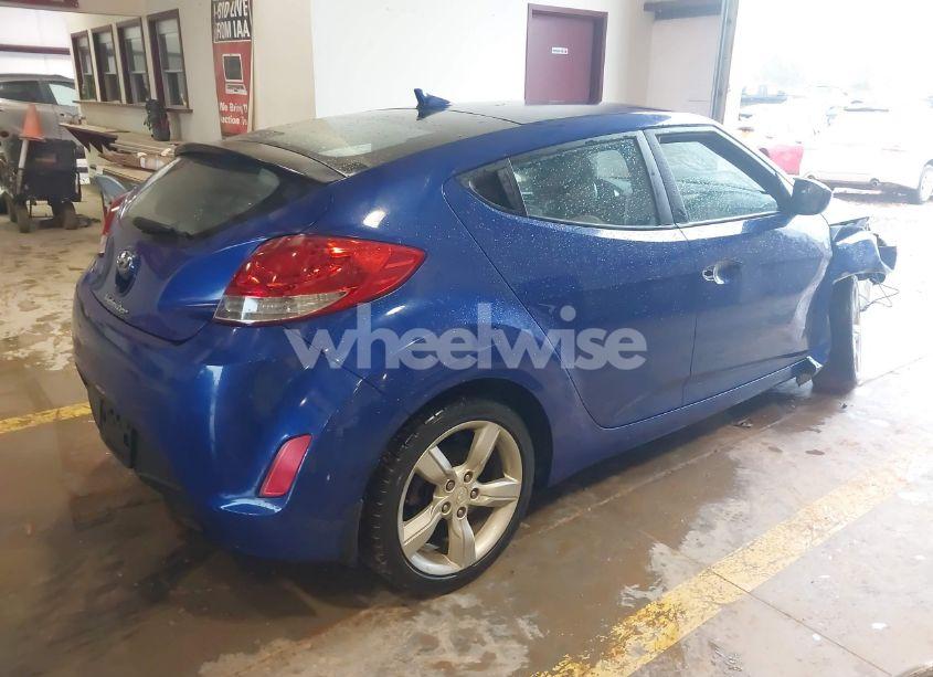 Photo 4 of 2012 Hyundai Veloster BASE W/GRAY (VIN KMHTC6AD4CU031950)
