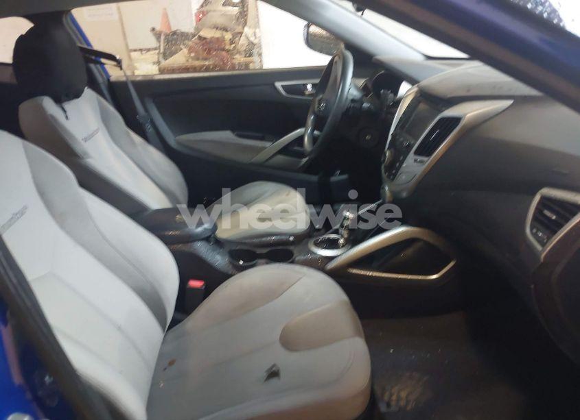 Photo 5 of 2012 Hyundai Veloster BASE W/GRAY (VIN KMHTC6AD4CU031950)