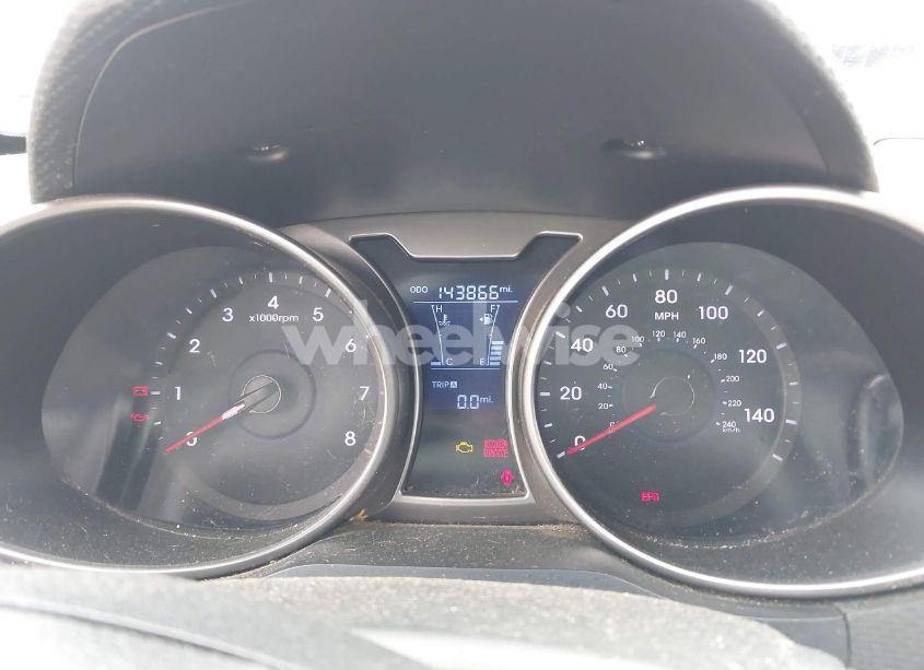 Photo 7 of 2012 Hyundai Veloster BASE W/BLACK/BASE W/GRAY/BASE W/RED/BLACK (VIN KMHTC6AD4CU073504)